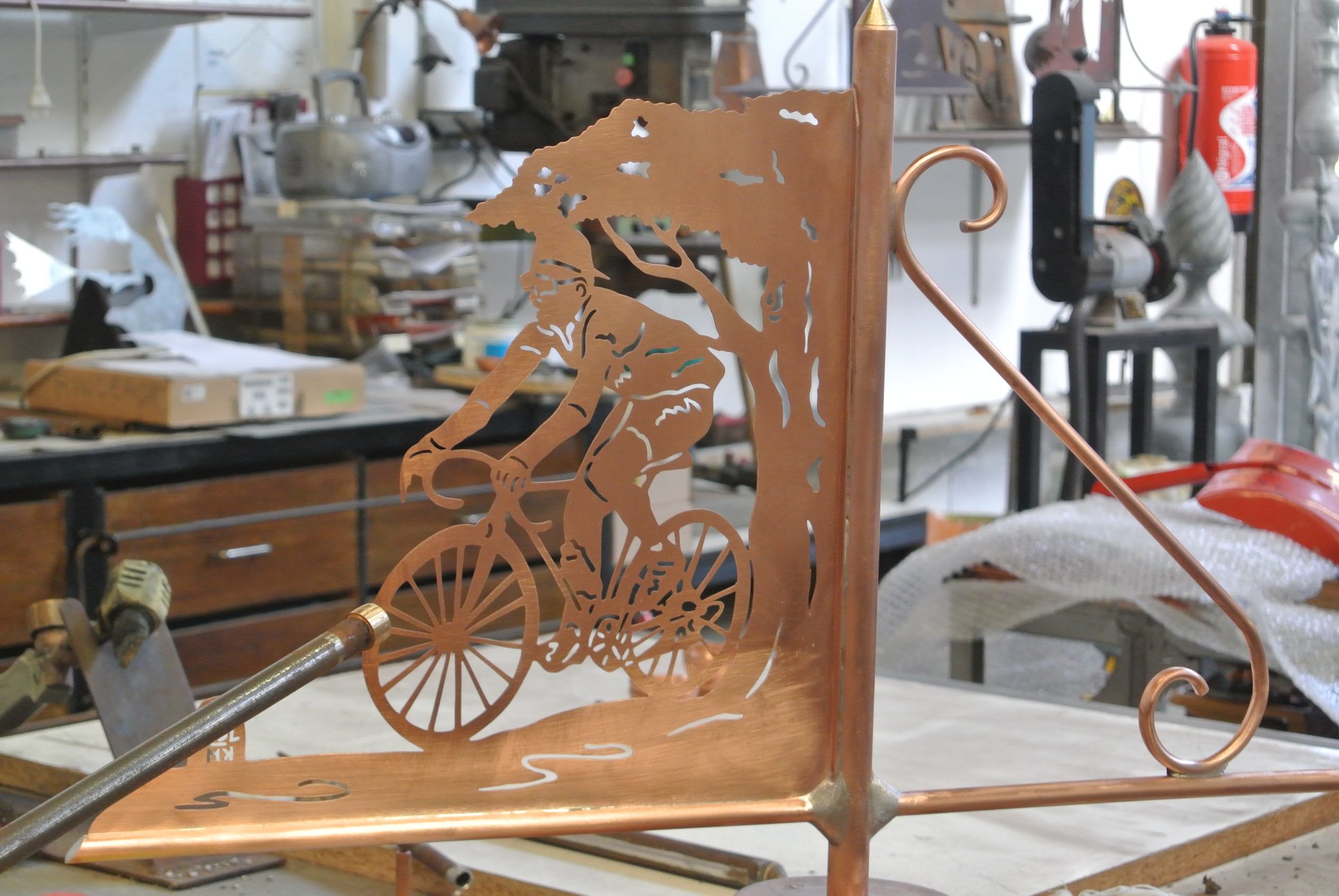 Atelier De La Girouetterie Visites Suspendues Visitez Nos Entreprises